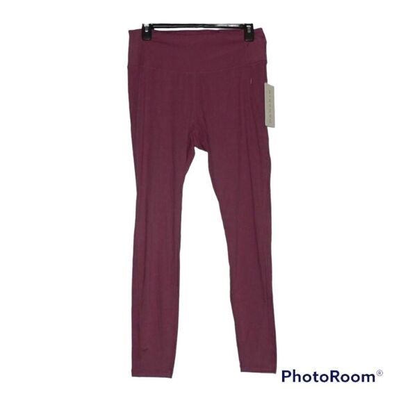 Danskin Woman’s NWT Leggings L - Picture 3 of 5